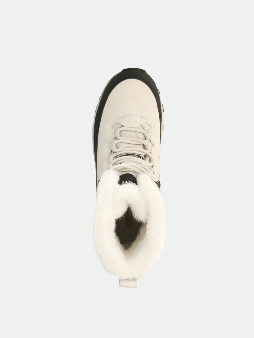 Halti Tornio 2 DX Talvikenkä, beige, valkoinen tekoturkisvuori, nauhat ja musta pohja vaalealla pohjalla.