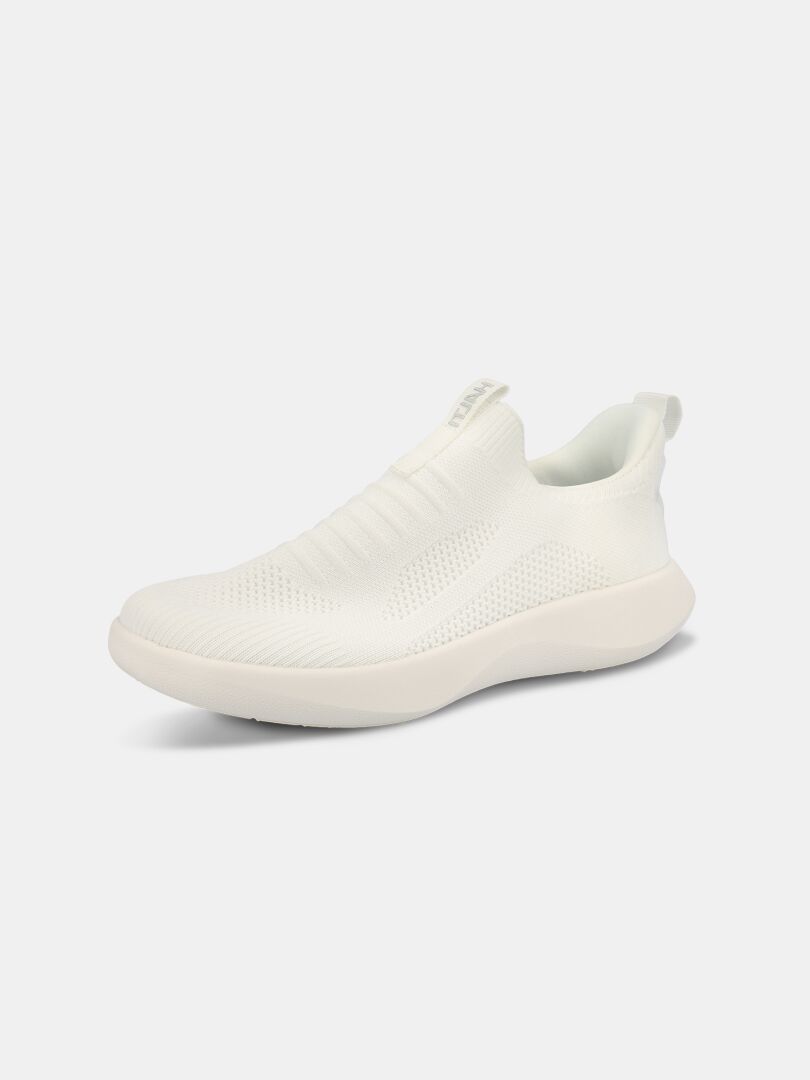 Halti Snabb 2 StepIn Kenkä Naisten: konepestävä, kevyt kenkä teksturoidulla päällisellä ja StepIN kantarakenteella.