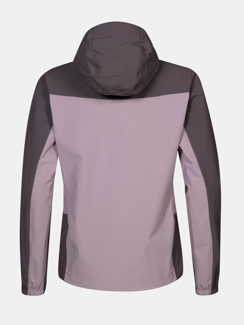 Takakuva Halti Pallas Evo Plus X-stretch Takki Naisten kaksivärisestä naisten takista, jossa on huppu ja stretch-materiaalia.