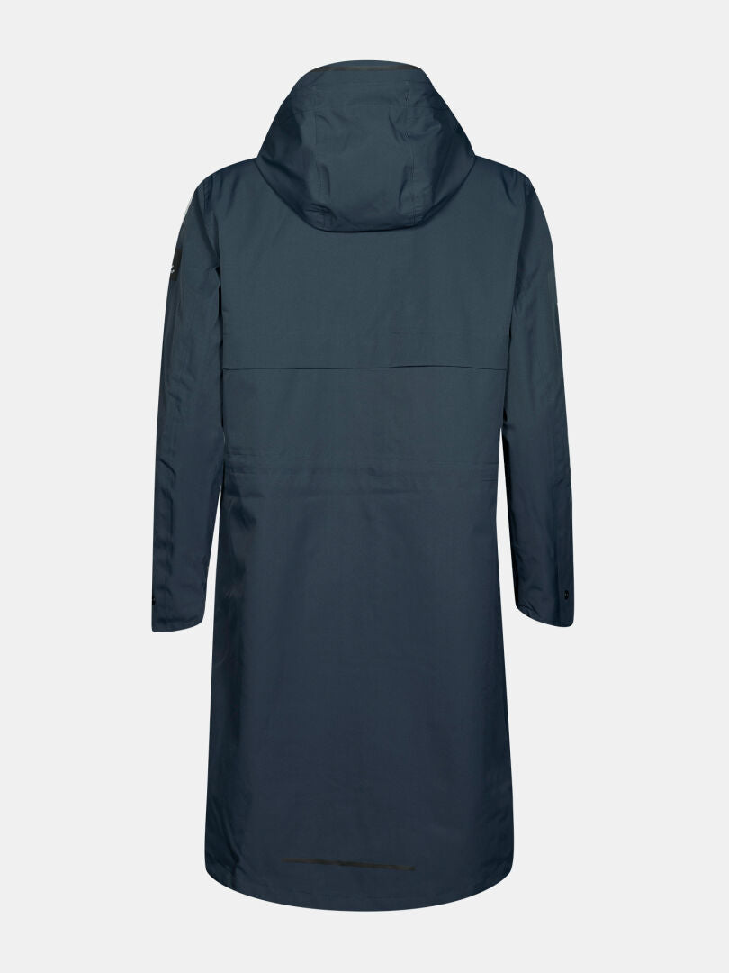 Pitkä, tummansininen Halti Tokoi II DX Parkatakki Naisten näytetään takaa valkoista taustaa vasten.