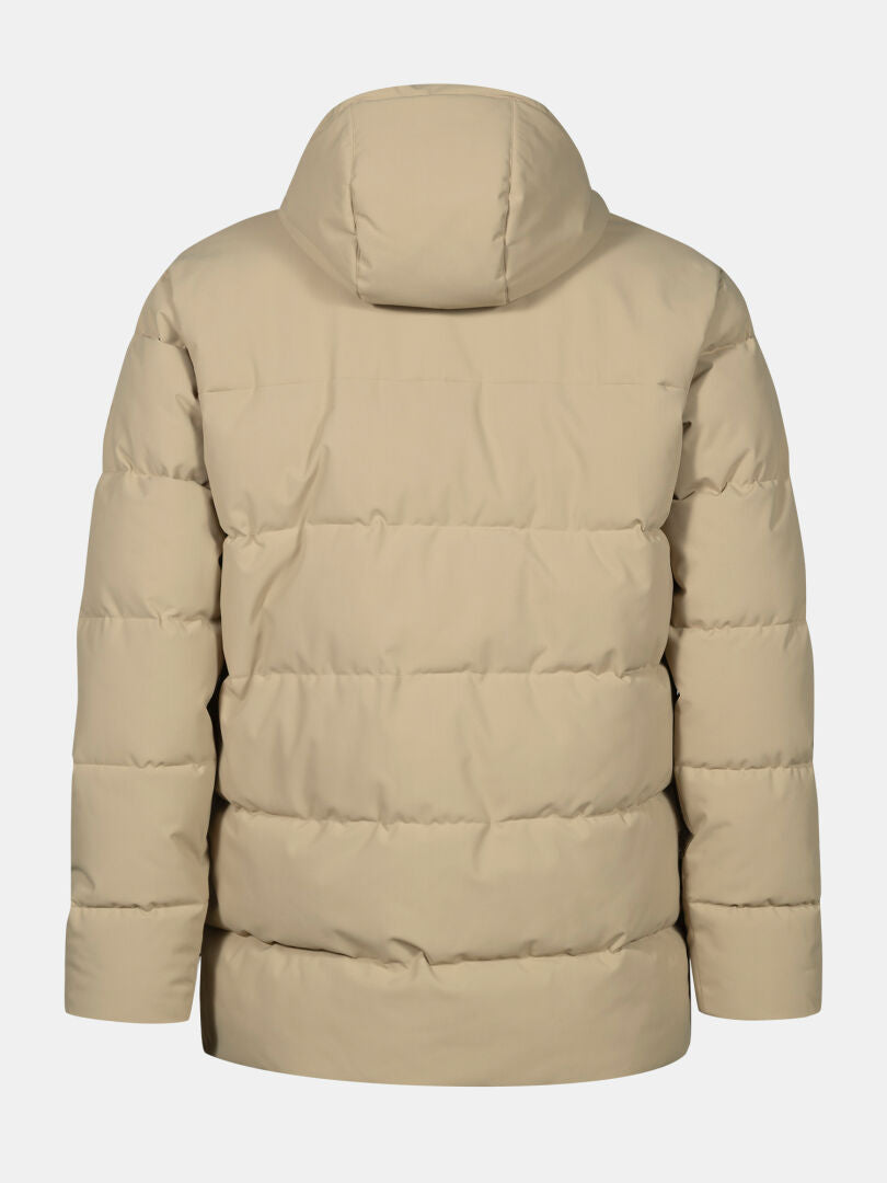 Halti Sammal Topattu Parkatakki Miesten beige hupullinen puffertakki, selkänäkymä valkoisella pohjalla.
