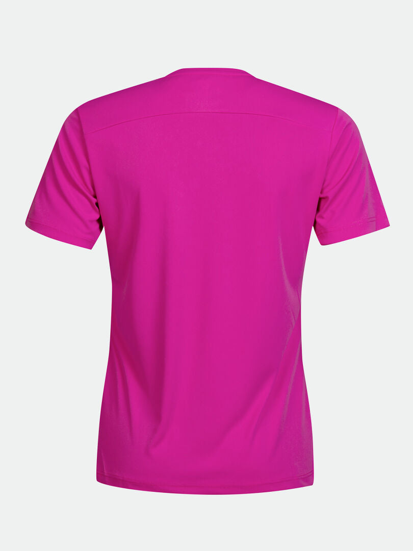 Halti Salves T-Paita Naisten on magentanpunainen, lyhythihainen tekninen t-paita, joka on kuvattu takaa valkoisella pohjalla.