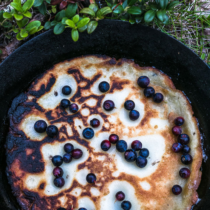 Letut nuotiolla - Mustikka