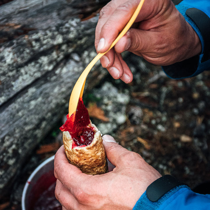 Tikkupullia nuotiolla