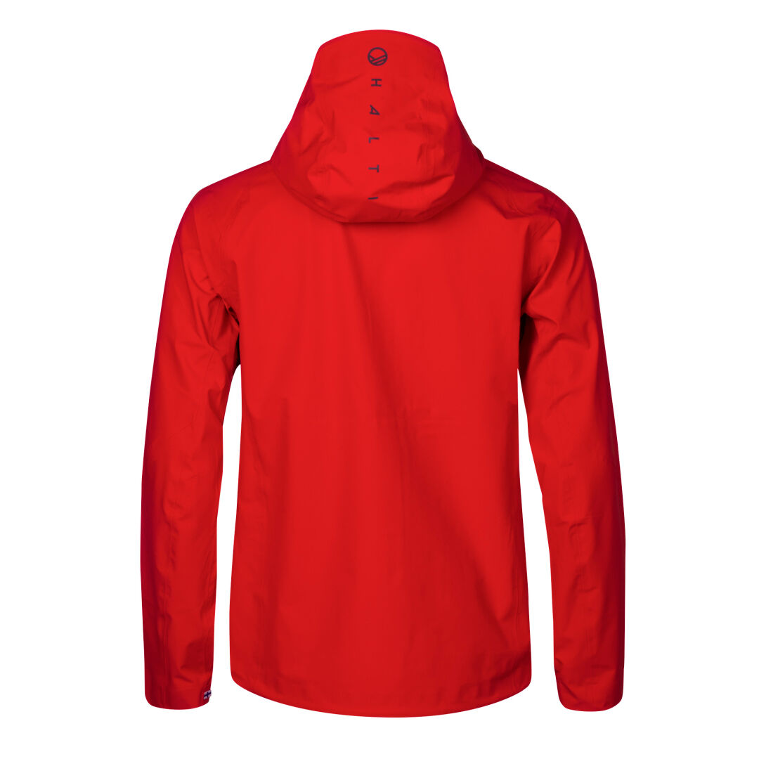 Selkänäkymä Halti Kaarna Miesten DX 3L Kuoritakista, värissä punainen, pitkät hihat ja logolla sekä tekstillä hupussa.