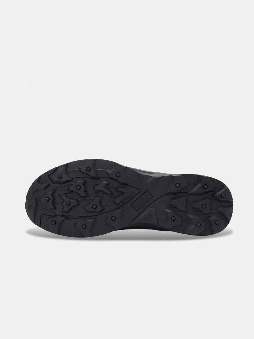 Black Lynx Mid 2 DX Freelock Nastakenkä -miesten kenkä, jossa on metalliset nastat ja uritettu pohjakuvio.