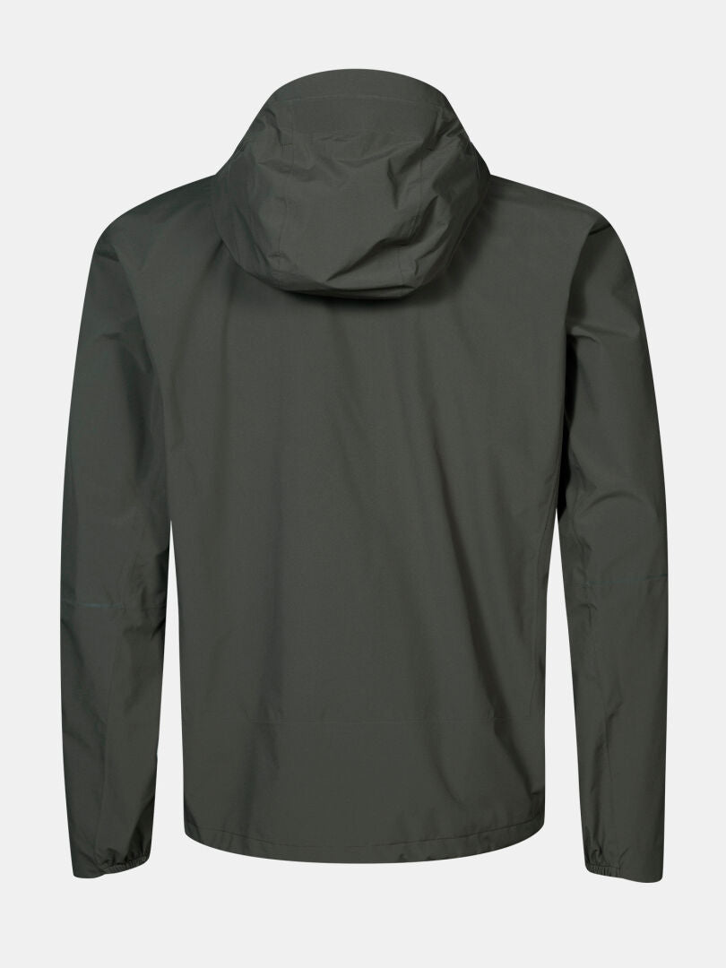 Halti Pisarat 2,5L DX Kuoritakki Miesten tummanvihreä, pitkähihainen takakuva vaalealla pohjalla.