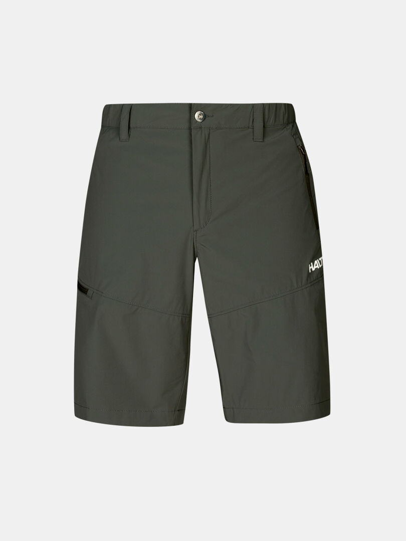 Halti Pallas Cool X-stretch Miesten shortsit, tummanvihreä, UPF 90+, vyölenkit, valkoinen logo vasemmassa reidessä.