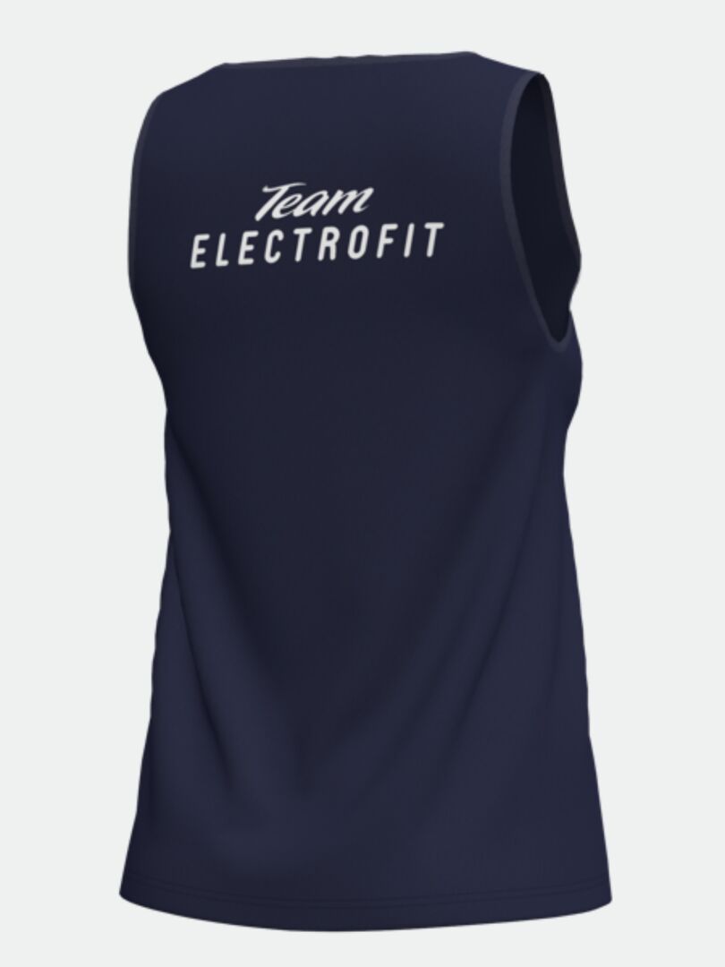 Halti Salves Toppi Naisten - Electrofit on kierrätetystä polyesteristä valmistettu tummansininen hengittävä urheilutoppi, jonka selässä on Team ELECTROFIT -merkintä.