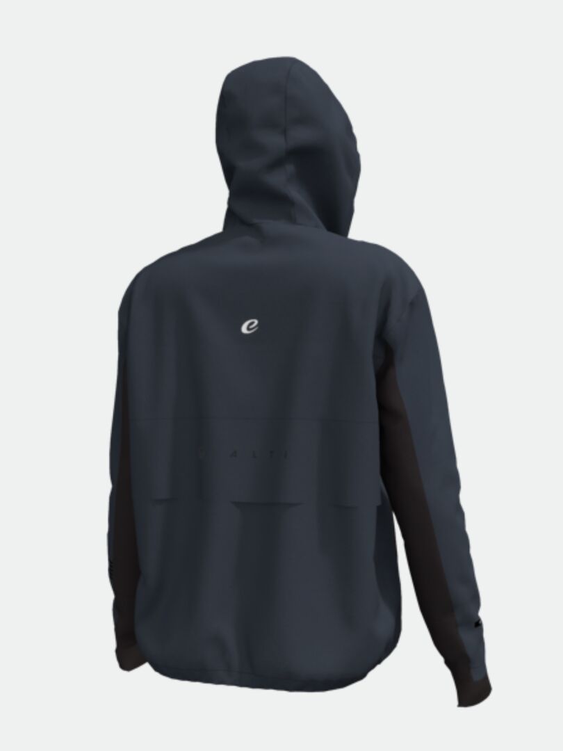 Henkilö Halti Navakka Hiihtotakki Naisten - Sähköasussa, takaa katsottuna, pieni logo lähellä yläkeskiosaa.