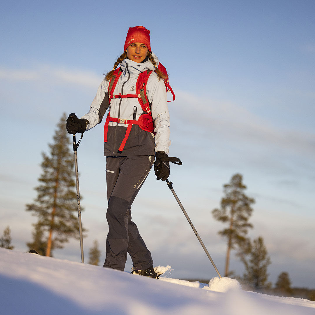 Halti Adrenaline Takki - Skitouring - Laskutakki - Liukulumikenkä - Nousu